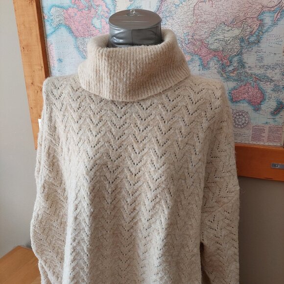 Old Navy Heathered Pointelle-Knit Turtleneck Sweater- Oatmeal Heather Size 3X - Picture 2 of 10